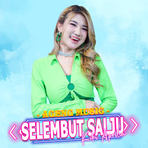 Dengarkan Selembut Salju lagu dari Kiki Aprilia dengan lirik