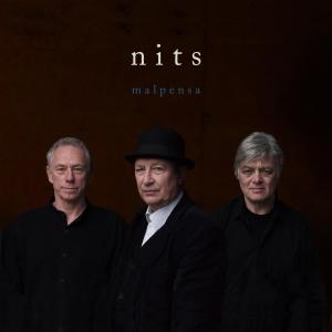 ดาวน์โหลดและฟังเพลง Big Black Boats พร้อมเนื้อเพลงจาก Nits
