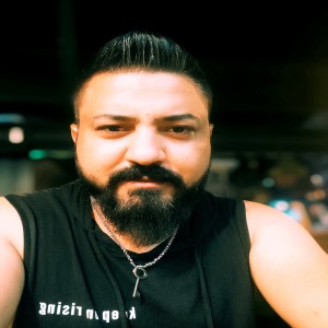 收聽İzmirli Erco的Yanında Yatayımı歌詞歌曲