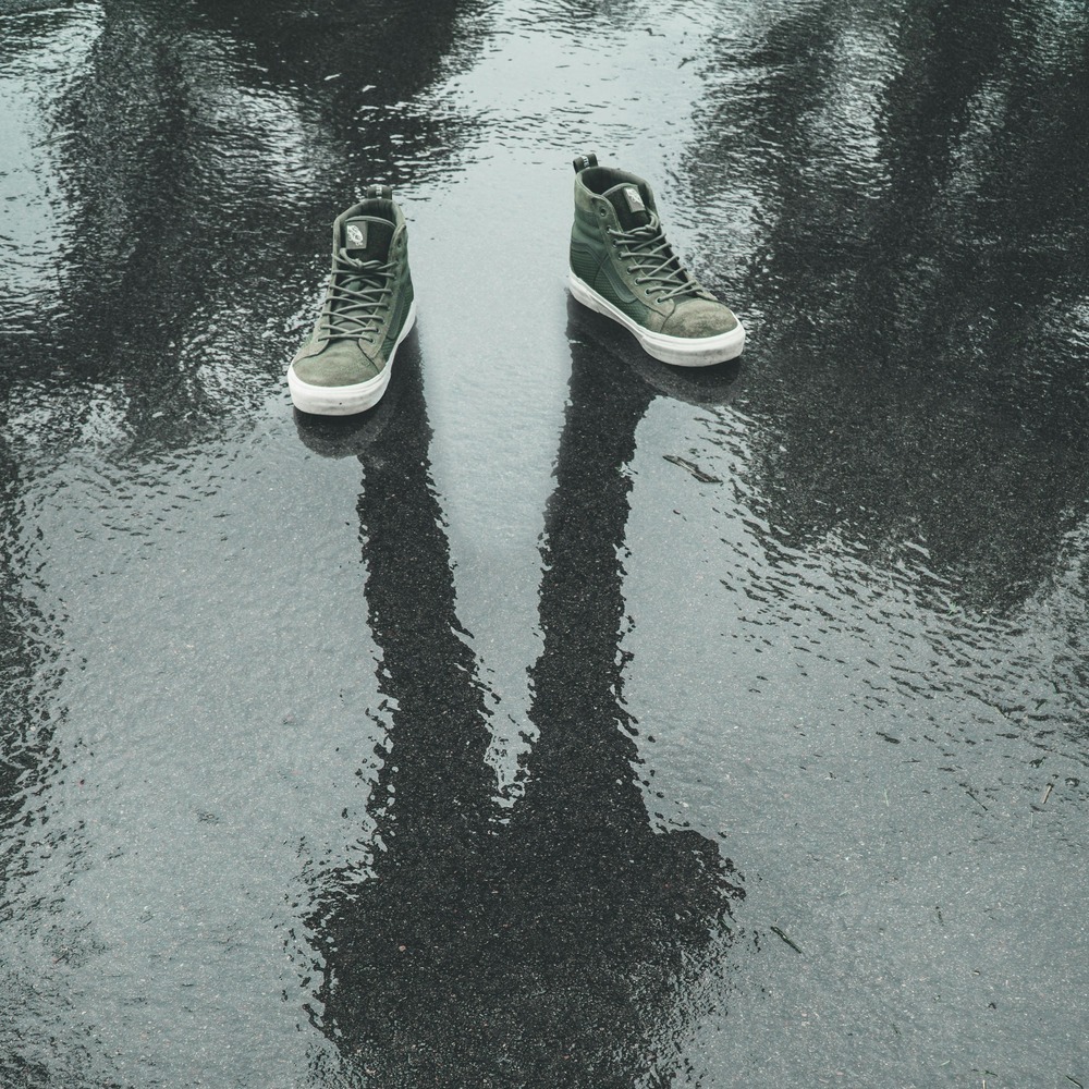 Don't stop on my sneakers