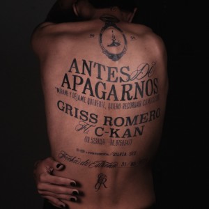 ดาวน์โหลดและฟังเพลง Antes de Apagarnos พร้อมเนื้อเพลงจาก Griss Romero