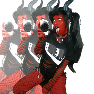 ดาวน์โหลดและฟังเพลง Diabla (Explicit) พร้อมเนื้อเพลงจาก Netohana