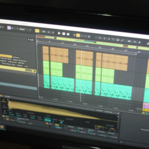 default playlist img