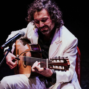 收聽Fraskito的Soledad歌詞歌曲