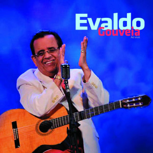 Listen to Serenata da Chuva (Ao Vivo) song with lyrics from Evaldo Gouveia