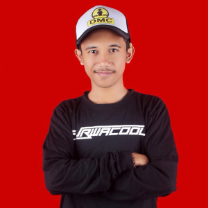 Listen to DJ Danau Buyan song with lyrics from Kreotkleped