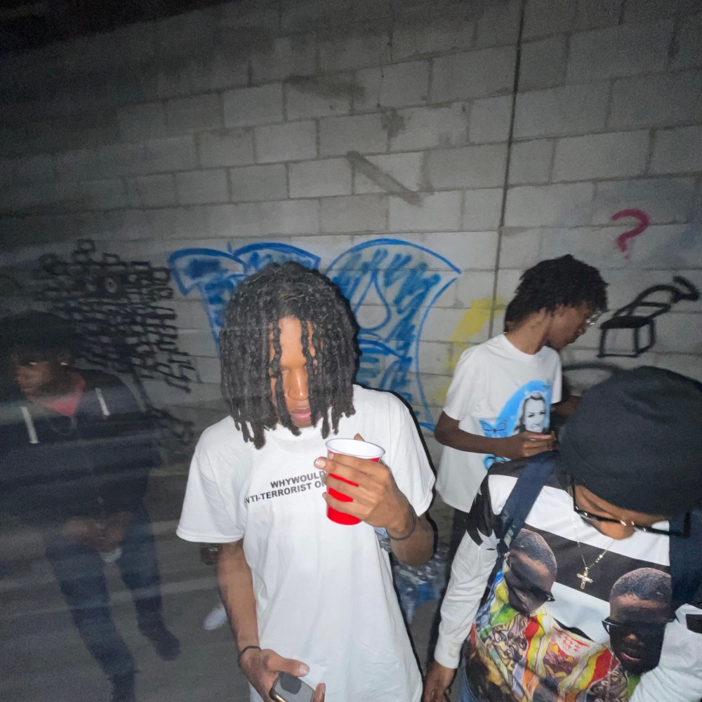 Gold on me (Explicit)