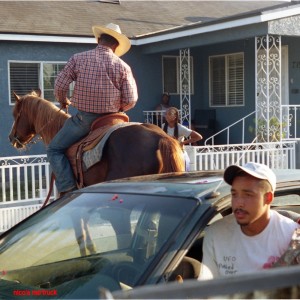 ดาวน์โหลดและฟังเพลง Nico's Red Truck พร้อมเนื้อเพลงจาก DIJON