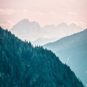 收听White Noise For Baby Sleep的Ambient Lullabies歌词歌曲