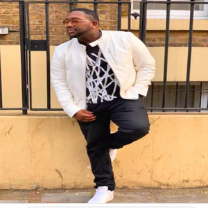 收聽Jamel Lorick的Hold Me Down歌詞歌曲