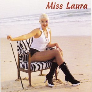 ดาวน์โหลดและฟังเพลง Day O พร้อมเนื้อเพลงจาก Miss Laura