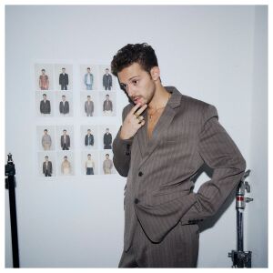 default playlist img