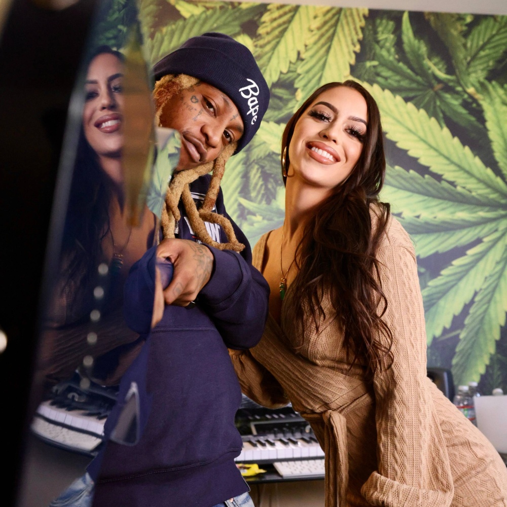 Light Up That **(feat. Nef the Pharaoh) (Explicit)