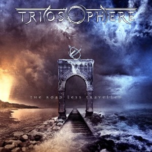 Dengarkan Echoes (Bonus Track) (其他) lagu dari Triosphere dengan lirik