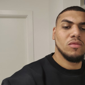 Dengarkan Why lagu dari Mac dengan lirik