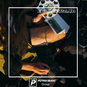 Listen to Alone (Instrumental) song with lyrics from Egi Perdana