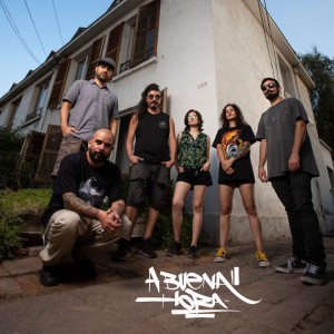 收聽Duo QL的A Buena Hora (Explicit)歌詞歌曲