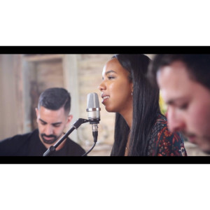 חגית יאסו的專輯אילא משיתי