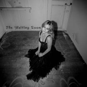 Ever的專輯The Waiting Room