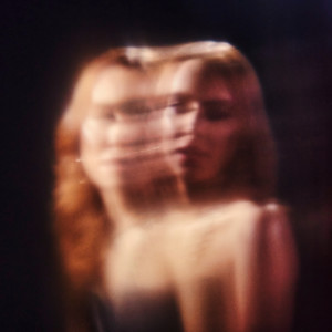 ดาวน์โหลดและฟังเพลง bigos พร้อมเนื้อเพลงจาก Albo Inaczej