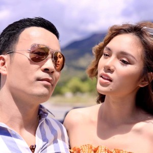 ดาวน์โหลดและฟังเพลง Thích Thì Đến พร้อมเนื้อเพลงจาก Jimmy Lam Pham