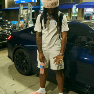 收聽slowdownron的Penny Pincher Fast (feat. Iluvbani) (Explicit)歌詞歌曲