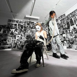 收听Duke Cage的fake friend (feat. who28) (Explicit)歌词歌曲