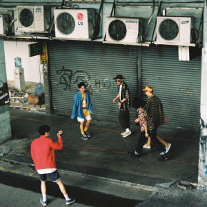 Listen to Play on, Playa (Feat. Paloalto, 김혜미 Of Kumapark) (Clean Ver.) song with lyrics from Django