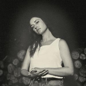 ดาวน์โหลดและฟังเพลง Rosaries at the Border พร้อมเนื้อเพลงจาก Jess Williamson