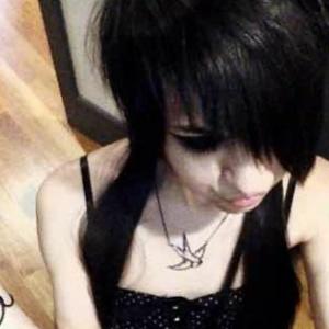 ดาวน์โหลดและฟังเพลง yours only (Explicit) พร้อมเนื้อเพลงจาก Gothlovee