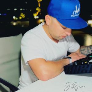 收聽JRyan的MONEY MANZIEL (Explicit)歌詞歌曲