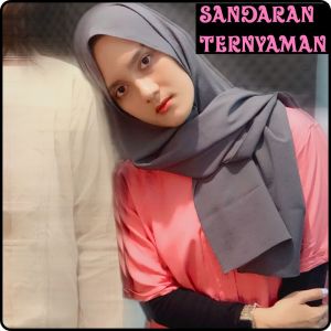 收聽The Kalarindu的Sandaran Ternyaman歌詞歌曲