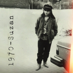 ดาวน์โหลดและฟังเพลง 1970 (Explicit) พร้อมเนื้อเพลงจาก Suzan