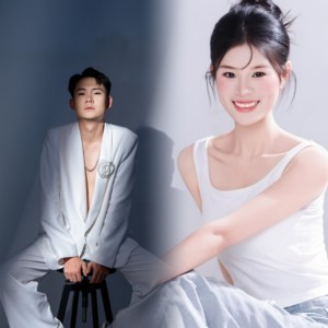 Listen to 眼里满满都是你 (完整版) song with lyrics from 小酒窝