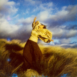 收听Mandy Lerouge的Punay歌词歌曲