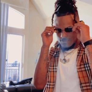 default playlist img