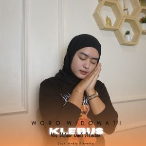 Dengarkan Klebus lagu dari Woro Widowati dengan lirik