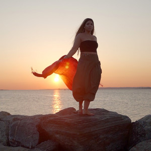 Dengarkan Soul Never Dies lagu dari Danielle Black dengan lirik