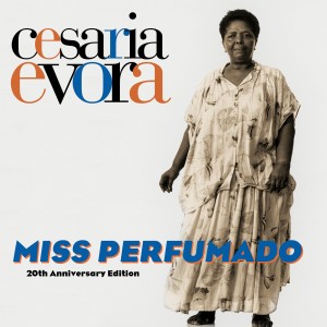 收聽Cesaria Evora的Lua Nha Testemunha (20th Anniversary Edition)歌詞歌曲
