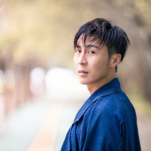 收聽开开（赵锴羿）的時鐘與海歌詞歌曲