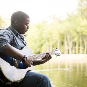 Dengarkan A Better Day lagu dari Calvin Thomas dengan lirik