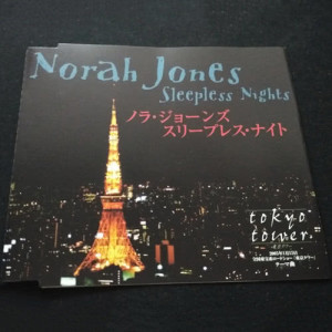 收聽Norah Jones的Sleepless Nights歌詞歌曲