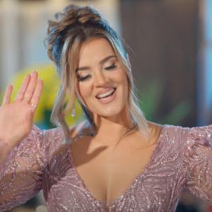 收聽Polifonia的Ky marak (feat. Ardiana Dili & Egzona Salaj)歌詞歌曲