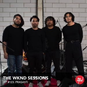 Listen to Mimpi (Live) song with lyrics from Prasasti