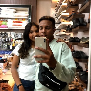 收聽ALIZ JOEZ的Sangat Boxing歌詞歌曲