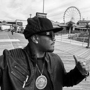 ดาวน์โหลดและฟังเพลง Everyday (Explicit) พร้อมเนื้อเพลงจาก President Sly