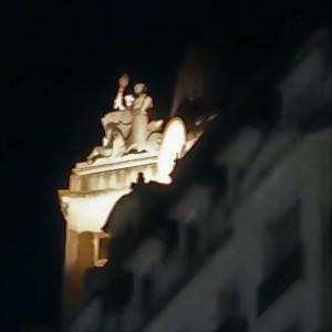 ดาวน์โหลดและฟังเพลง LIBIDO พร้อมเนื้อเพลงจาก Juani