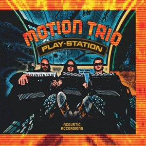 ดาวน์โหลดและฟังเพลง Ufo พร้อมเนื้อเพลงจาก Motion Trio