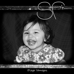 ดาวน์โหลดและฟังเพลง Sofia พร้อมเนื้อเพลงจาก Vanegas