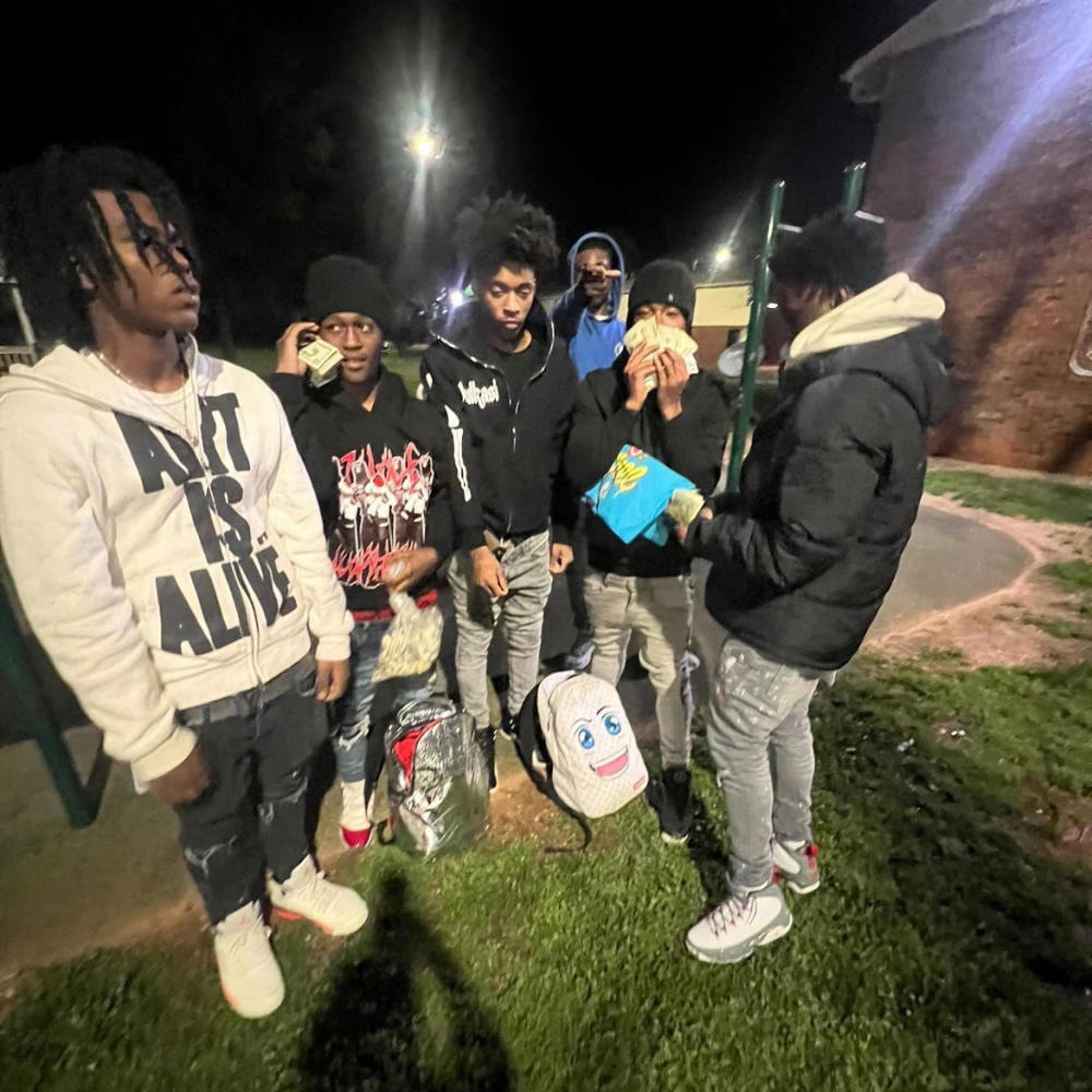 Spin Flow (feat. Bankroll K & Lil Razo) (Explicit)